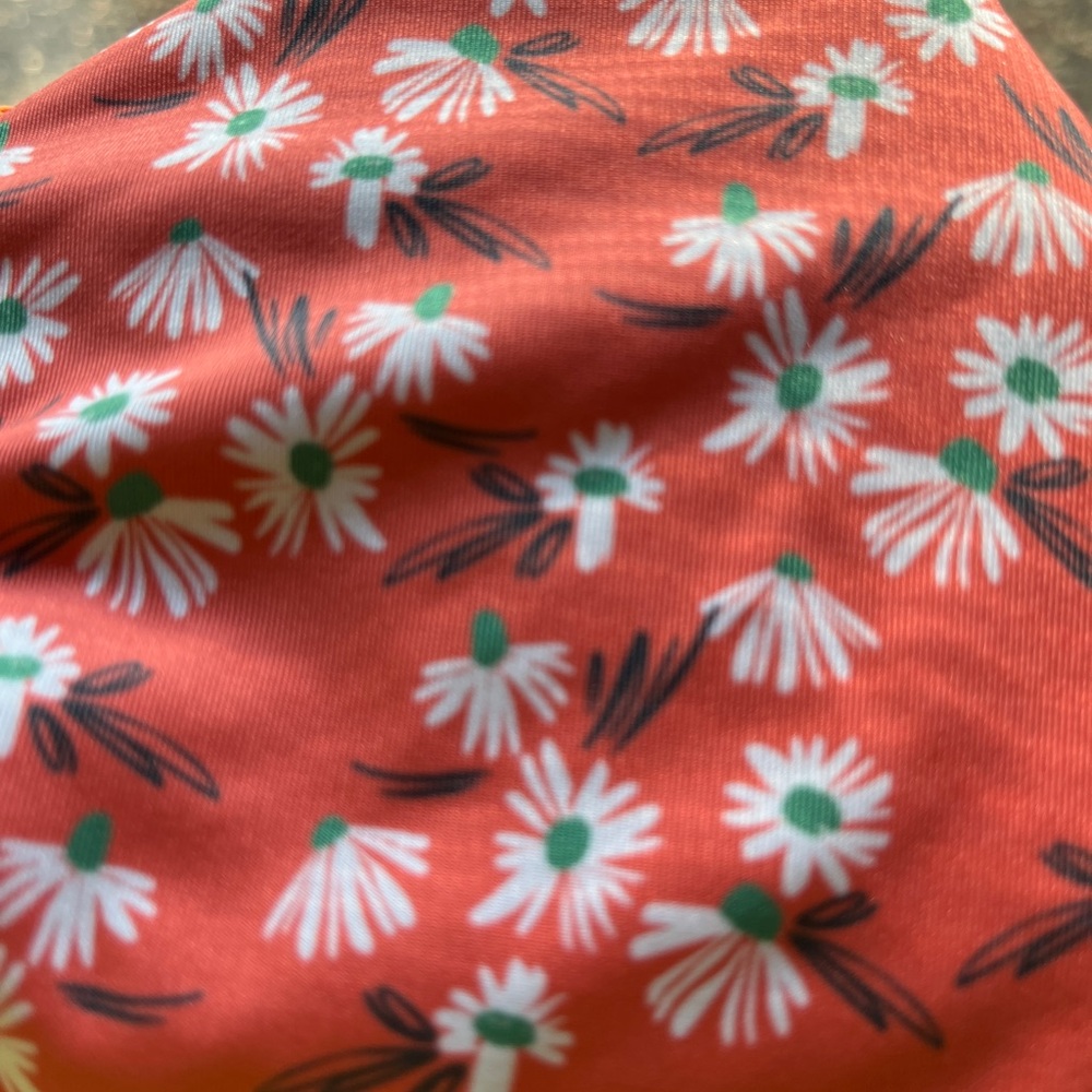 W Concept Floral Ruffle Bikini Set - Picture 2 of 2